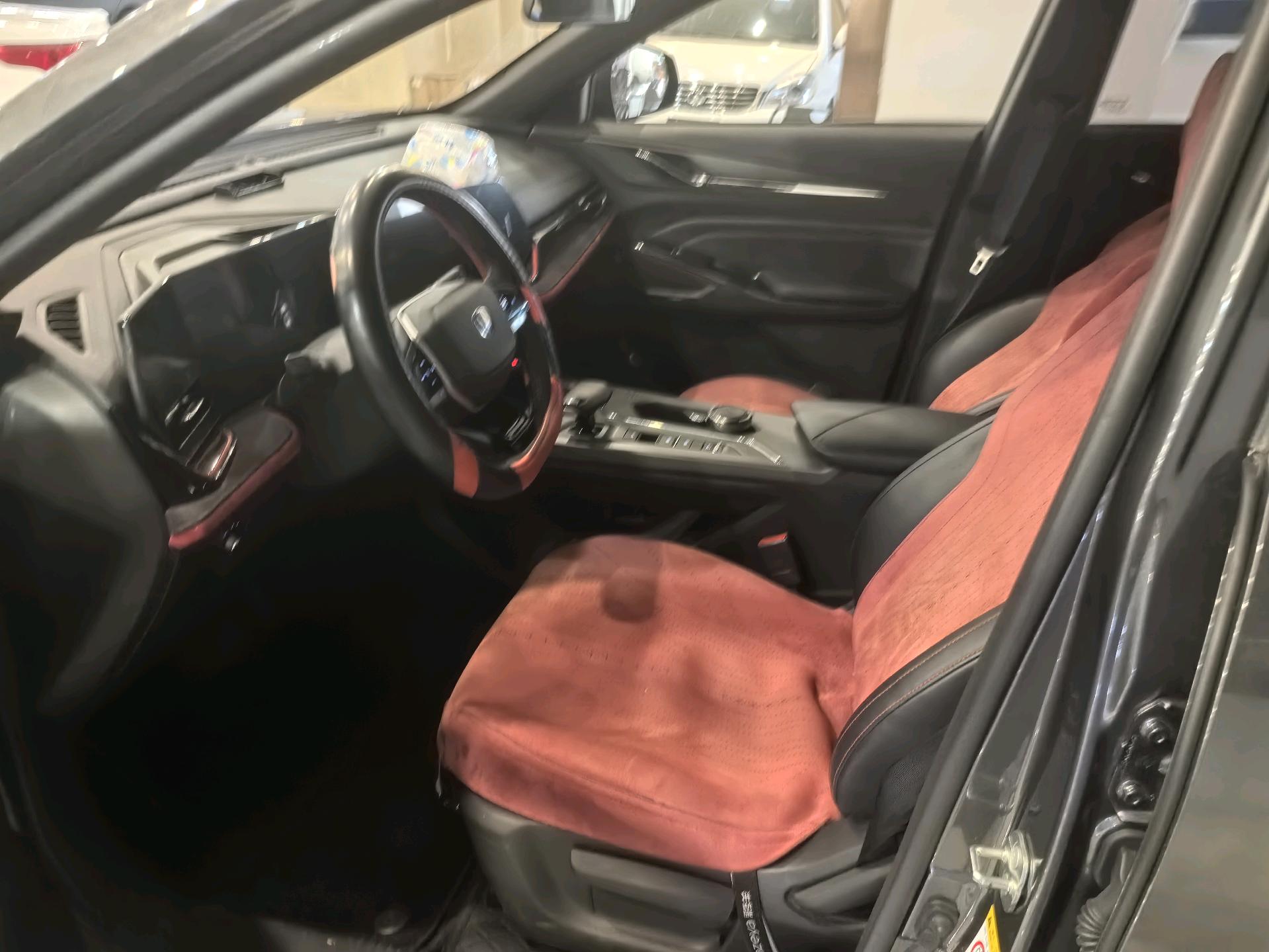 Changan X5 PLUS 2024 car image #2