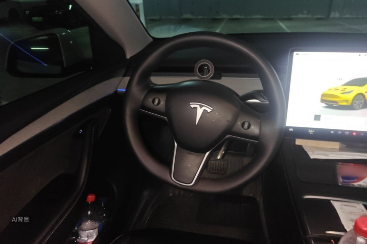 Tesla Model Y 2023 #12 Tesla Model Y 2023 car image #12