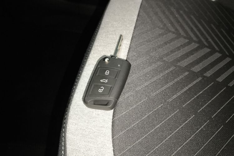 Volkswagen Tharu 2025 immagine di auto #9