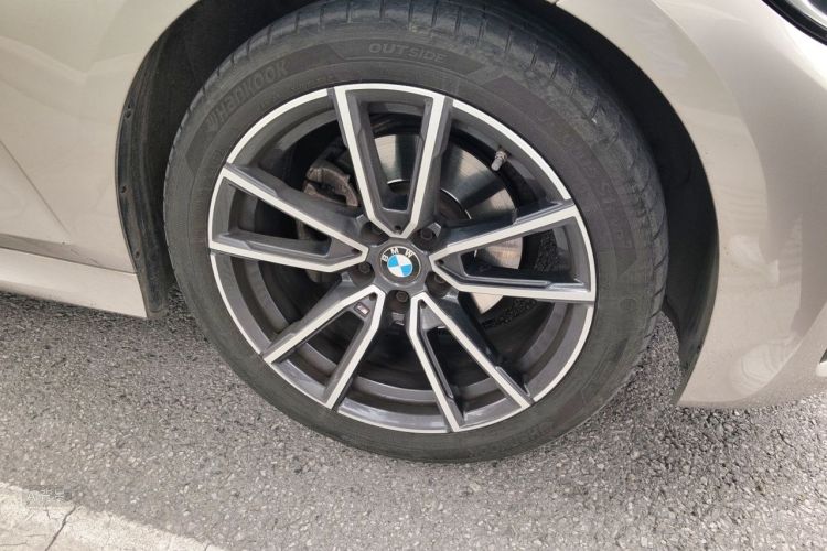 BMW 3 Series 2021 #9 BMW 3 Series 2021 car image #9