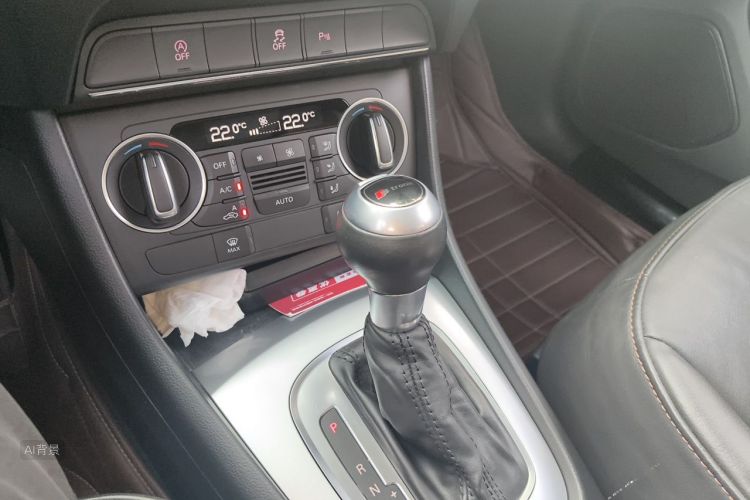 Audi Q3 2019 #16 Audi Q3 2019 car image #16