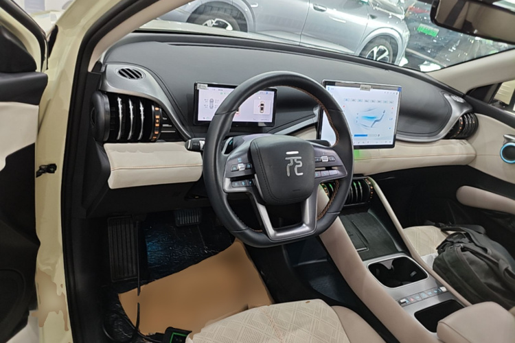 BYD Yuan Plus 2025 #11 BYD Yuan Plus 2025 car image #11
