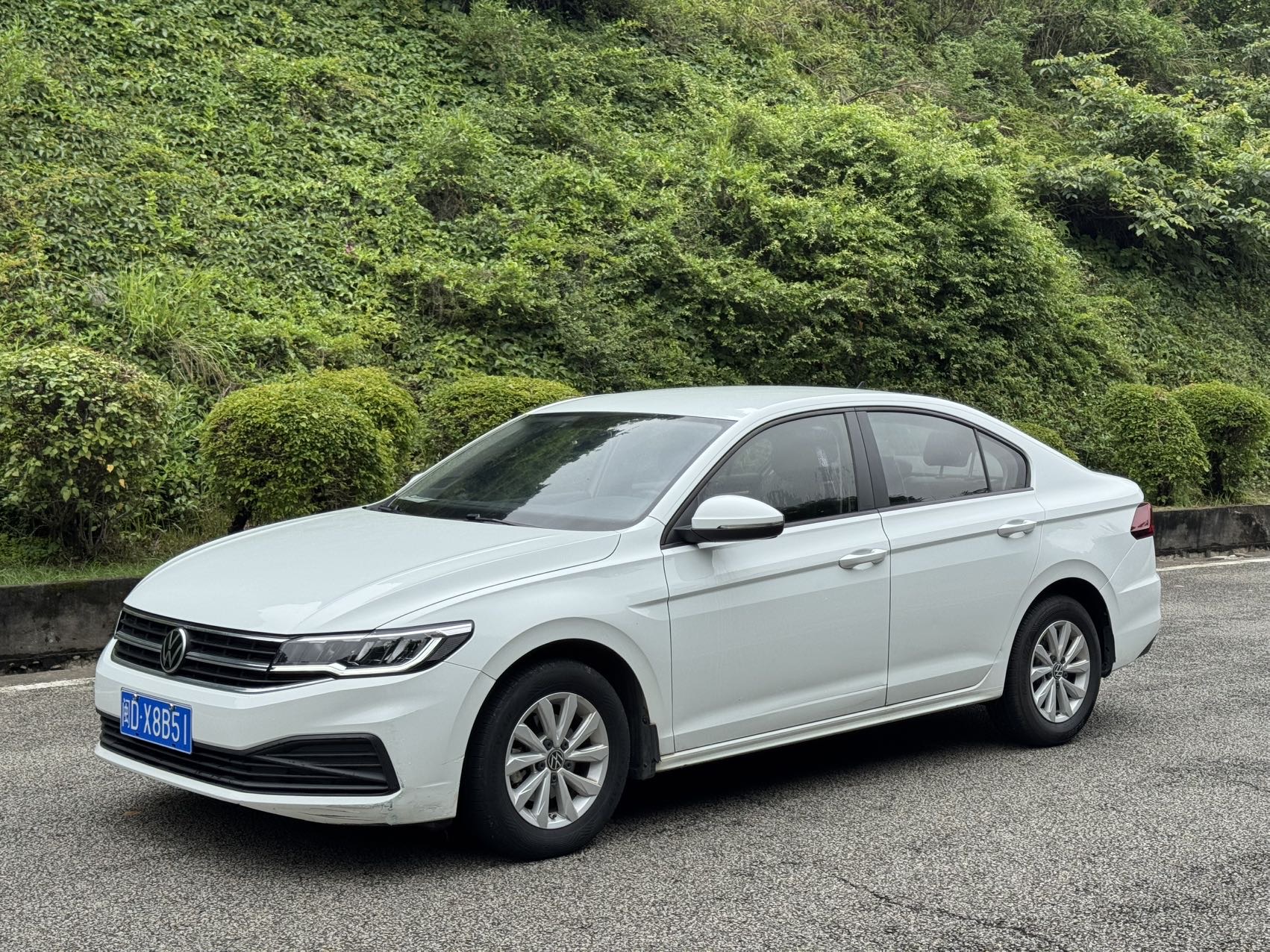 Volkswagen Bora 2021 car image 