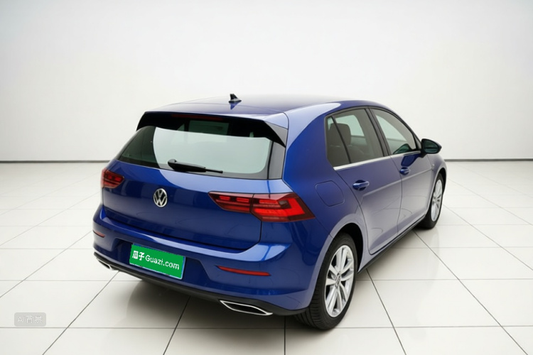 Volkswagen Golf 2021 car image #7