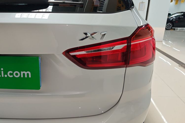 BMW X1 2018 #8 BMW X1 2018 car image #8