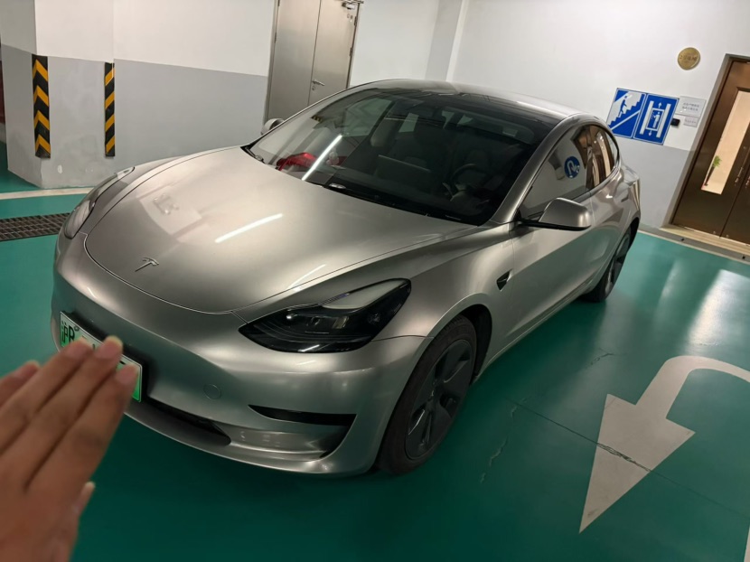 Tesla Model 3 2024 Tesla Model 3 2024 immagine di auto