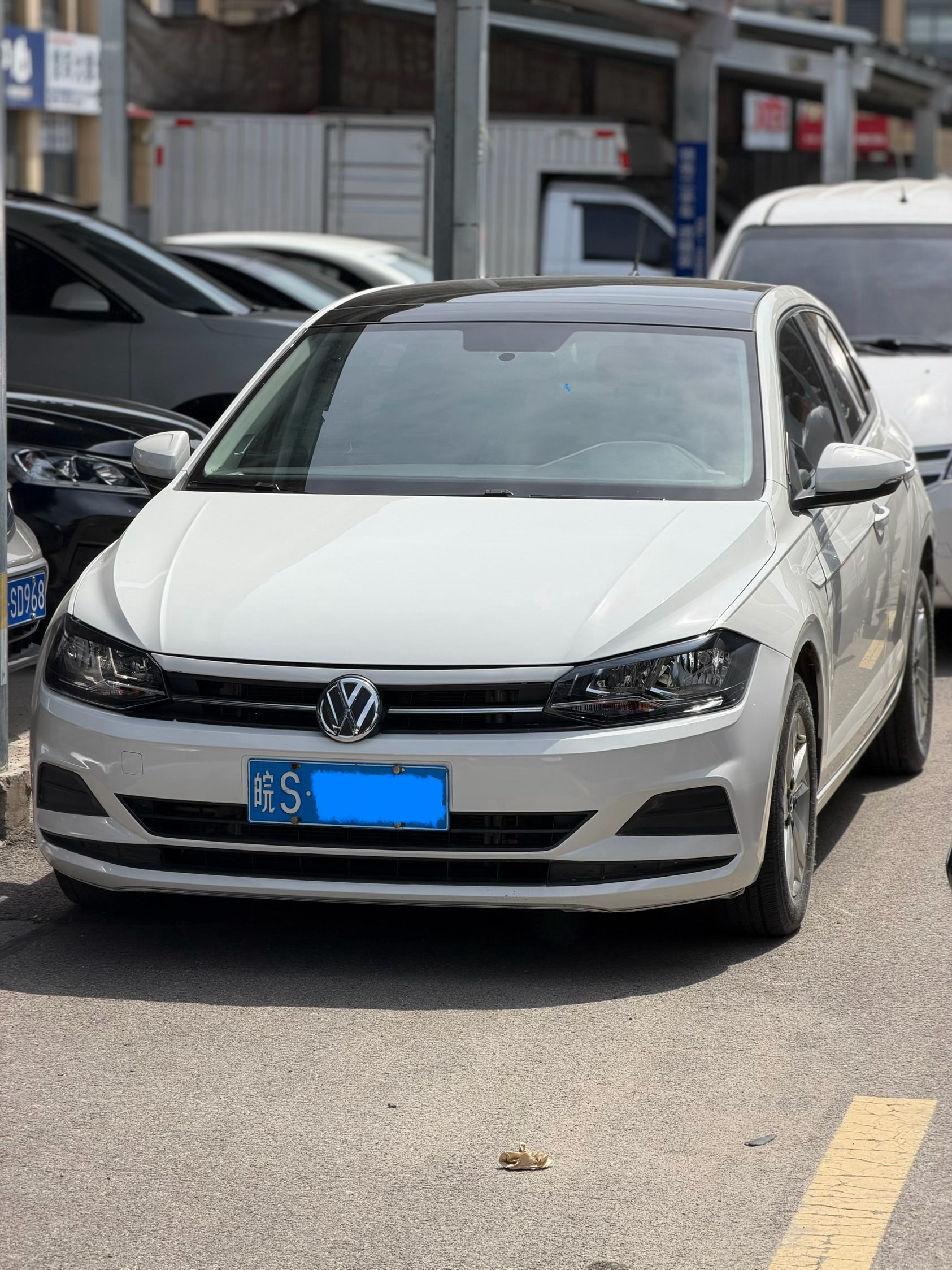 Volkswagen Polo 2021 car image 