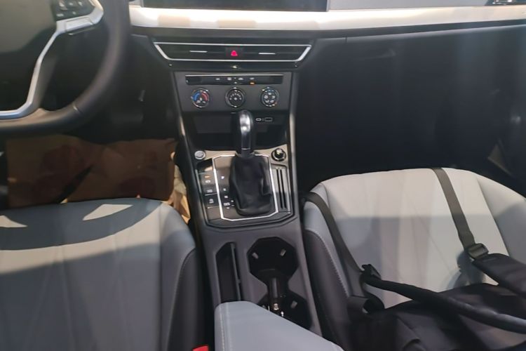 Volkswagen Lavida 2023 car image #14