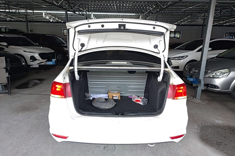 Volkswagen Santana 2017 #21 Volkswagen Santana 2017 car image #21
