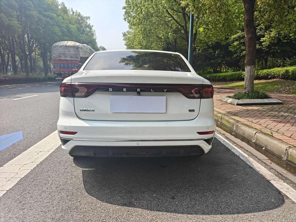 GEELY Emgrand 2023 #5 GEELY Emgrand 2023 car image #5