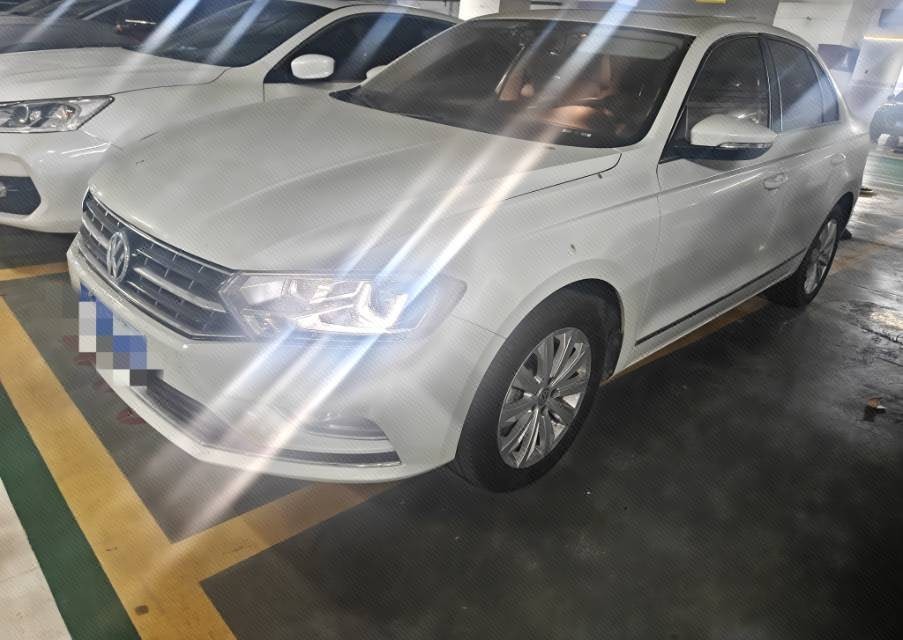 2018 immagine di auto 