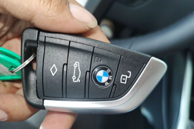 BMW 3 Series 2025 #9 BMW 3 Series 2025 car image #9
