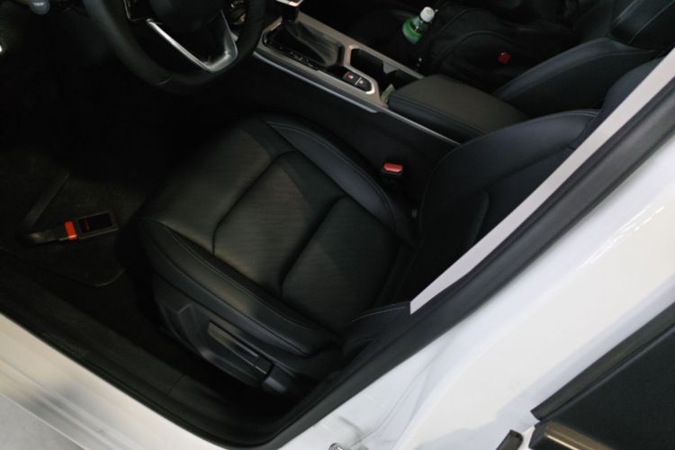 GEELY Emgrand 2023 #15 GEELY Emgrand 2023 car image #15
