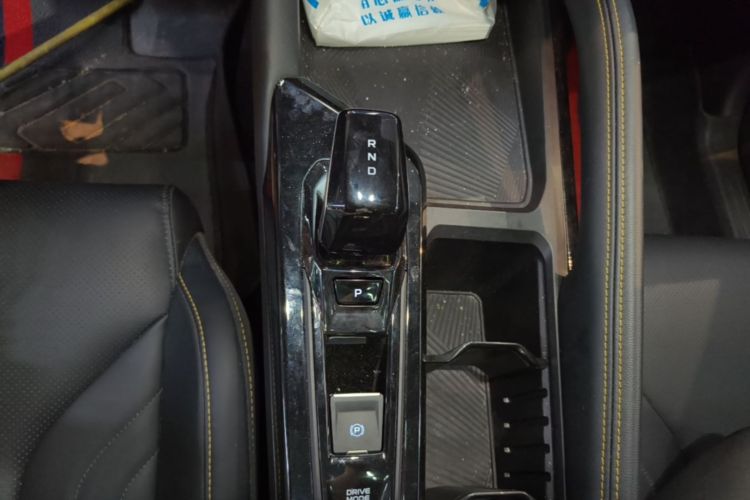 GEELY Coolray 2025 صورة سيارة #18
