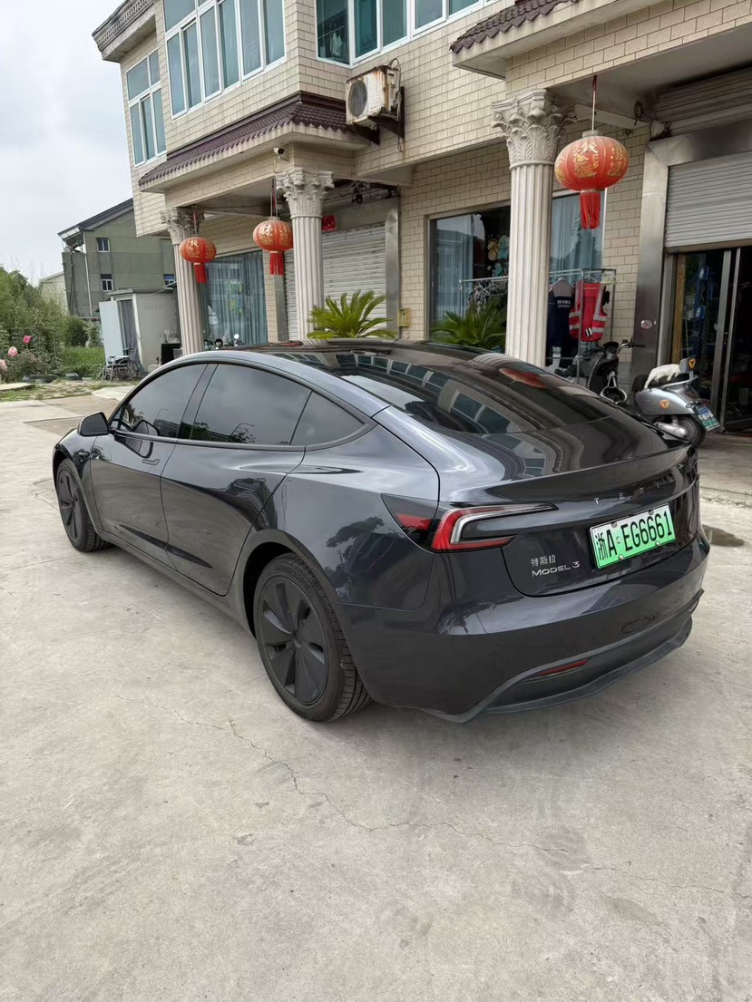 Tesla Model 3 2025 #4 Tesla Model 3 2025 car image #4