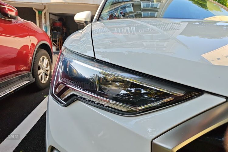 Audi Q3 2019 #8 Audi Q3 2019 car image #8