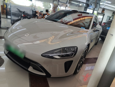 MI SU7 2025 car image 
