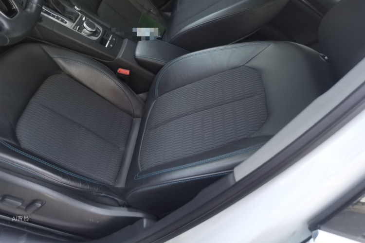 Audi A3 2019 car image #17