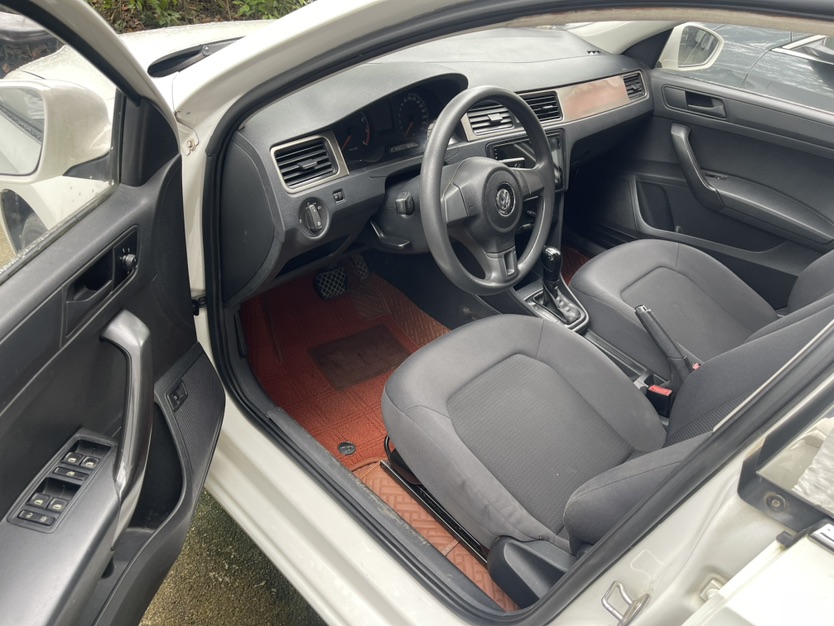 Volkswagen Santana 2016 car image #4
