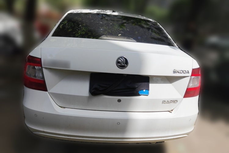 Skoda Rapid 2016 #4 Skoda Rapid 2016 image de voiture #4