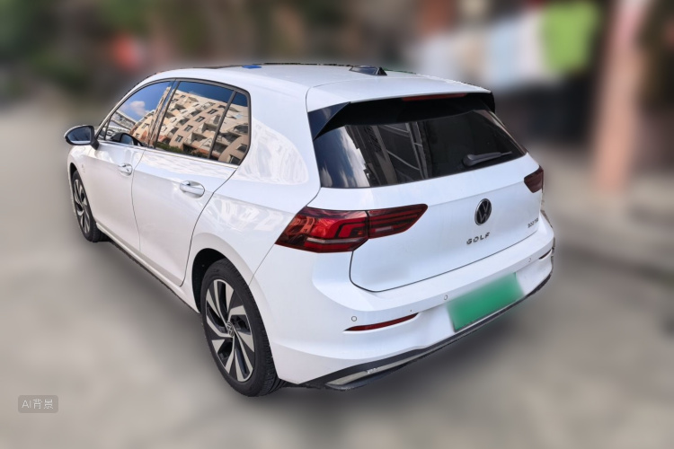 Volkswagen Golf 2026 car image #5