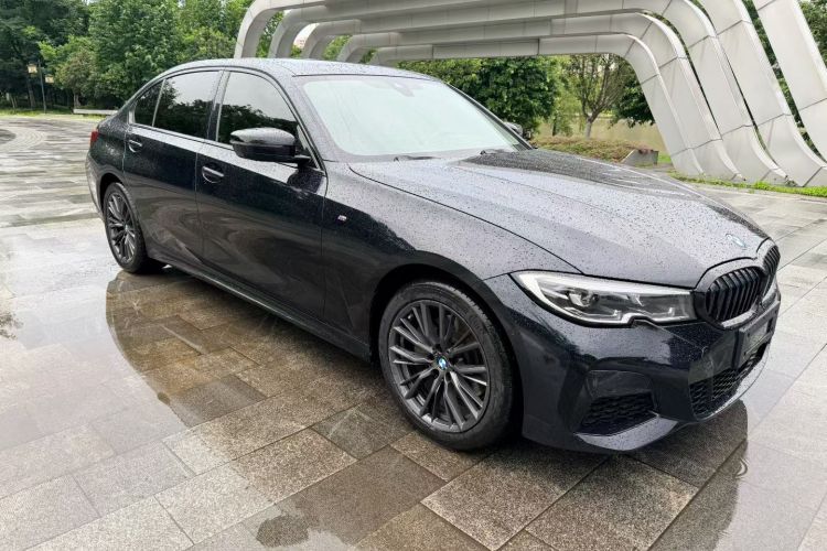 BMW 3 Series 2022 car image #4