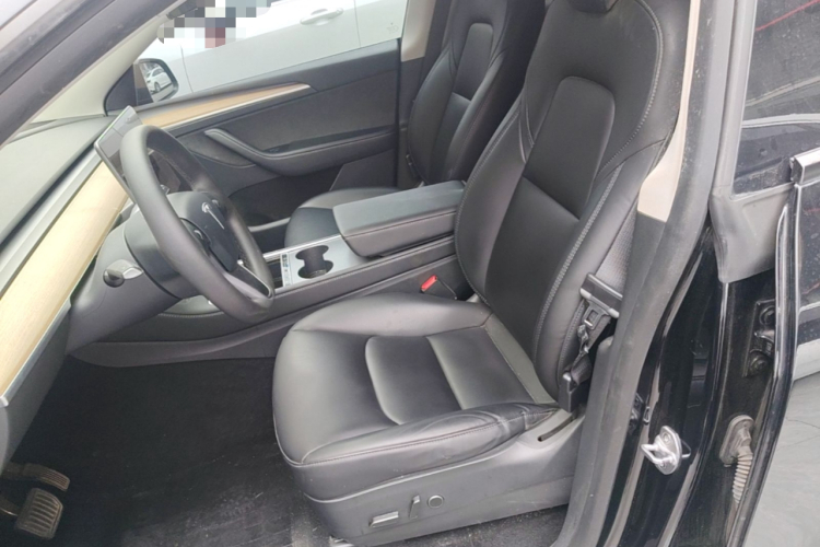 Tesla Model Y 2022 #15 Tesla Model Y 2022 car image #15