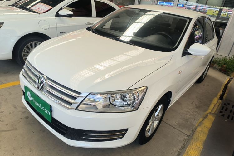 Volkswagen Santana 2016 car image #2