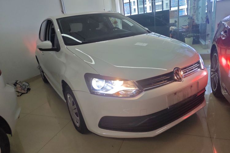 Volkswagen Polo 2018 car image #4