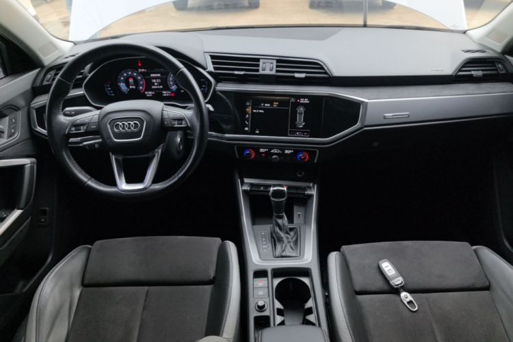 Audi Q3 2019 #10 Audi Q3 2019 car image #10