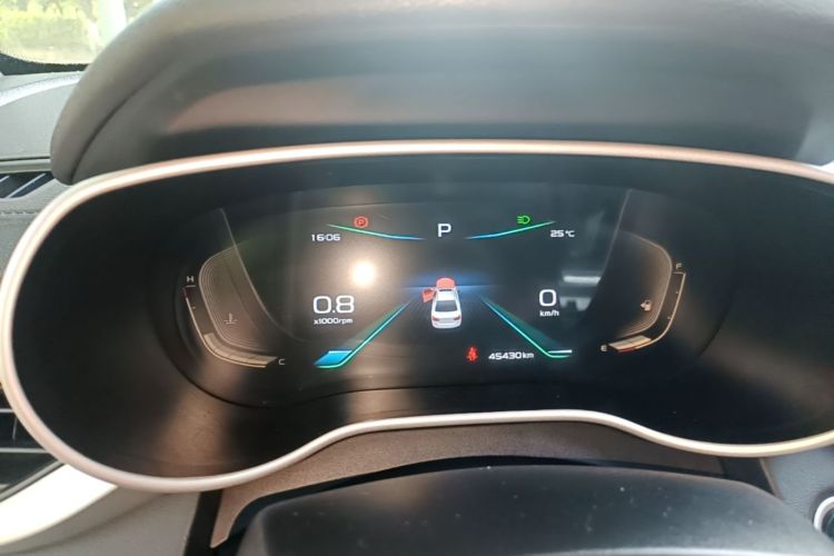 GEELY Emgrand 2019 #12 GEELY Emgrand 2019 car image #12