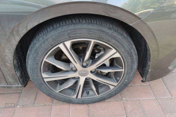 GEELY Emgrand 2022 car image #9
