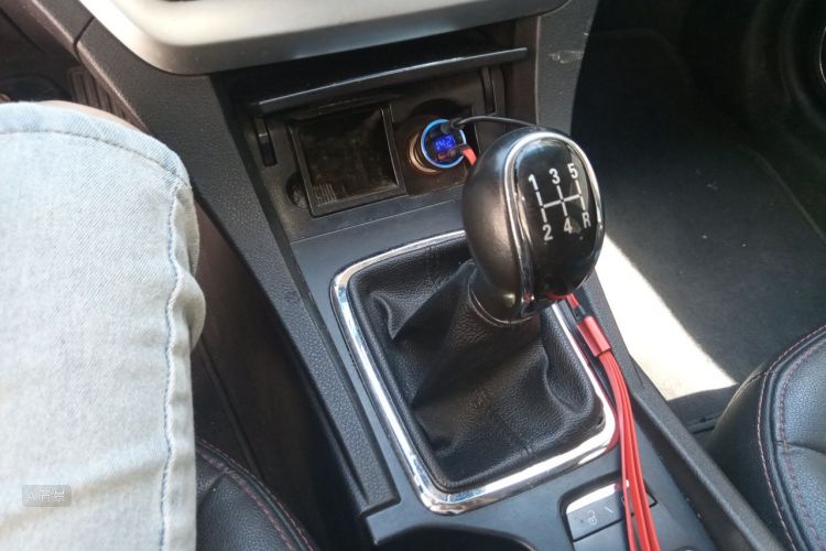 GEELY Emgrand 2015 #16 GEELY Emgrand 2015 car image #16