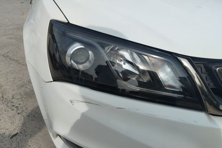 GEELY Emgrand 2017 car image #8
