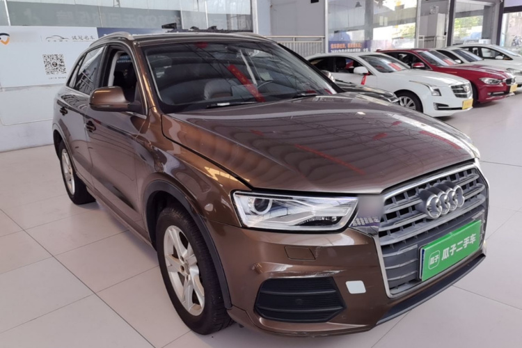 Audi Q3 2016 car image #4