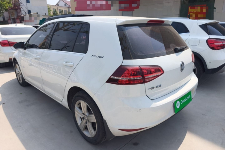 Volkswagen Golf 2017 car image #5