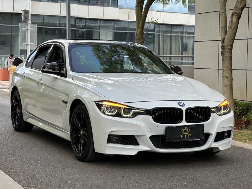BMW 3 Series 2019 #3 BMW 3 Series 2019 car image #3