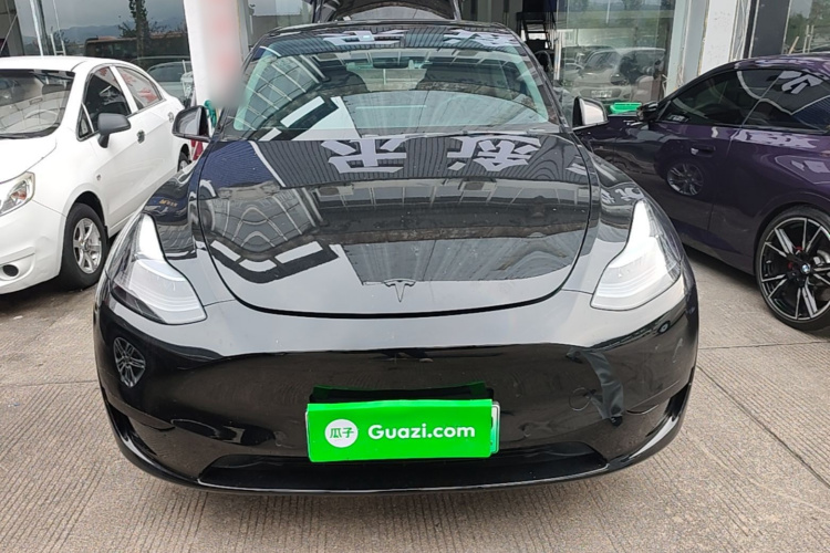 Tesla Model Y 2022 #3 Tesla Model Y 2022 car image #3