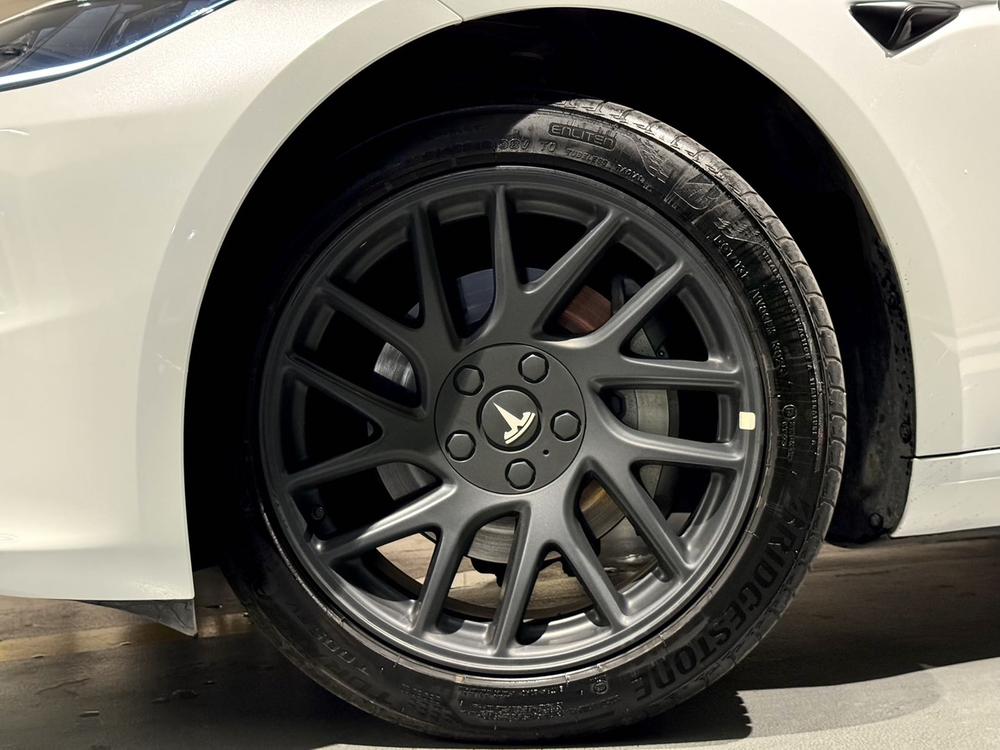 Tesla Model 3 2025 صورة سيارة #11