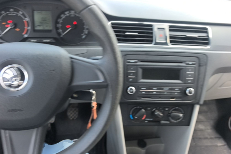 2016 immagine di auto #10