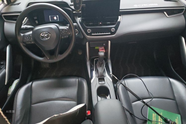 Toyota Corolla Cross 2024 immagine di auto #11