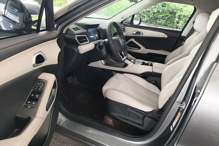 BYD YuanUP 2024 #16 BYD YuanUP 2024 imagen de coche #16