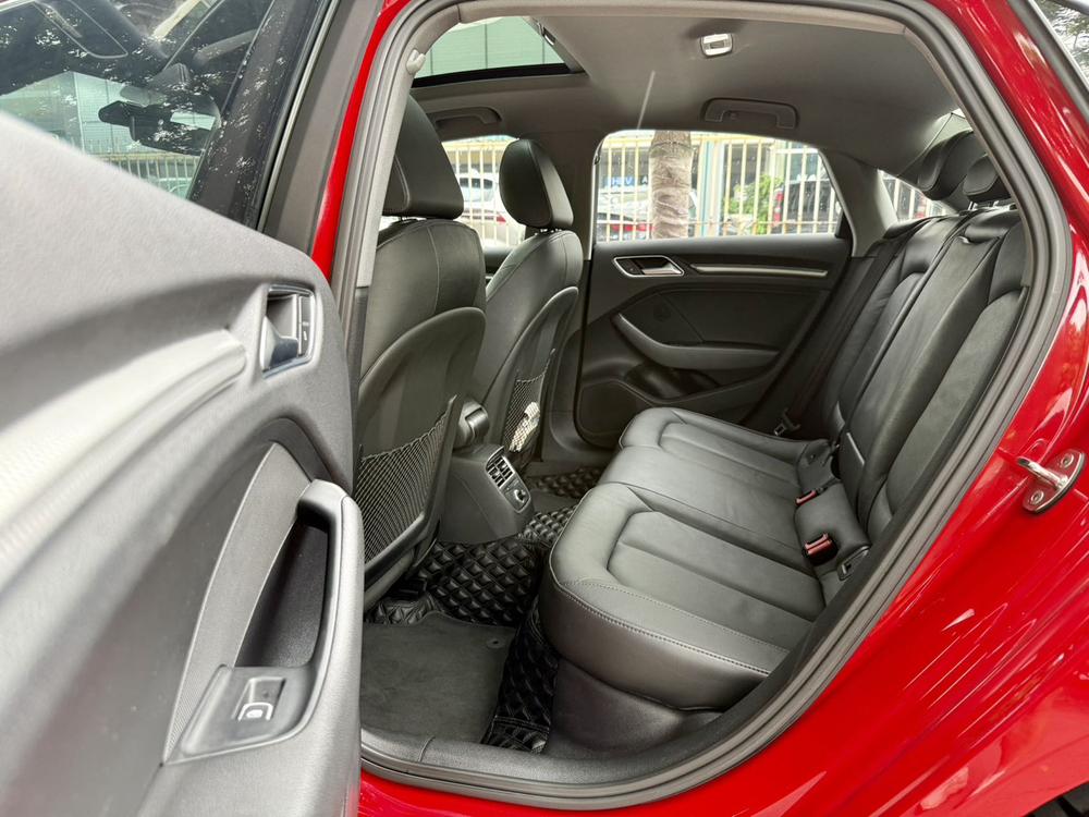 Audi A3 2018 car image #9