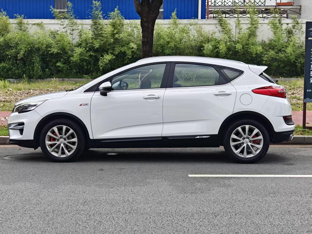 GEELY Emgrand GS 2018 #4 GEELY Emgrand GS 2018 immagine di auto #4