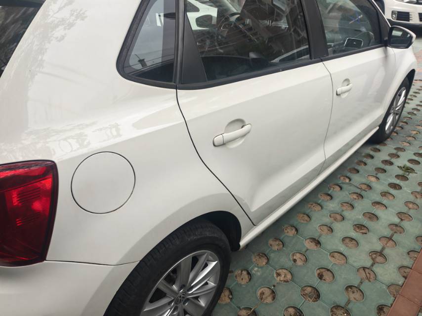 Volkswagen Polo 2015 изображение автомобиля #7