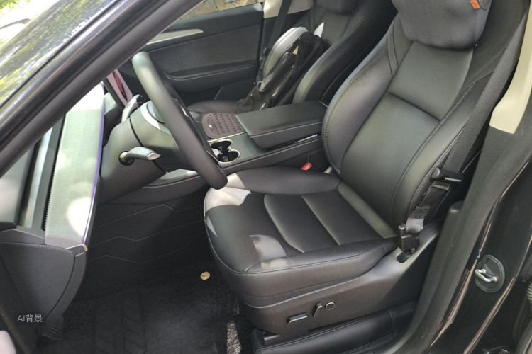 Tesla Model Y 2024 car image #17