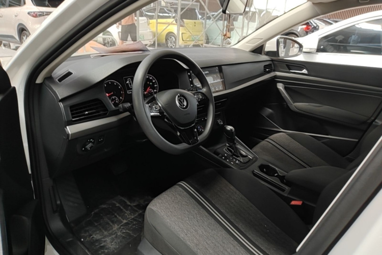 Volkswagen Lavida 2021 car image #15