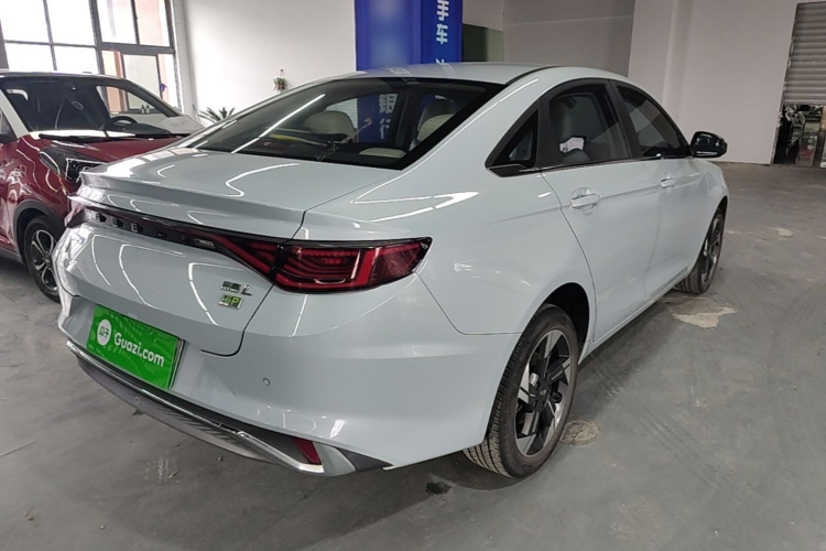 GEELY Emgrand L HiP 2022 car image #5