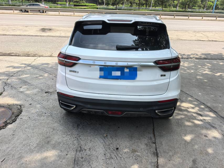 GEELY Coolray 2019 car image #8