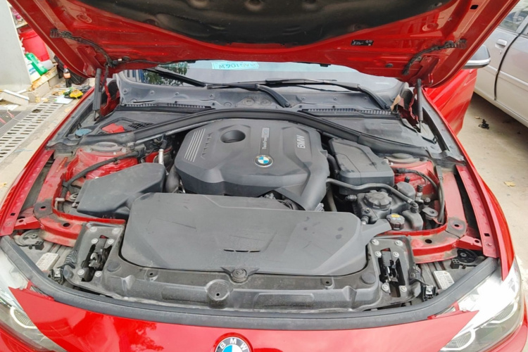 BMW 3 Series 2018 #20 BMW 3 Series 2018 car image #20